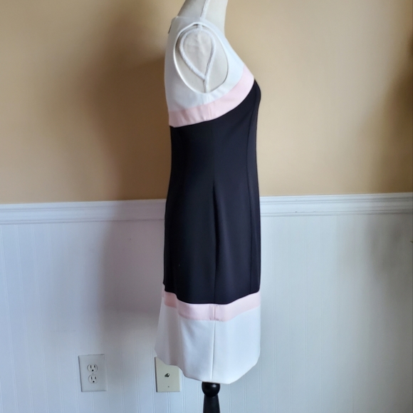Beautiful Tommy Hilfiger Dress Size 4 - Picture 5 of 9